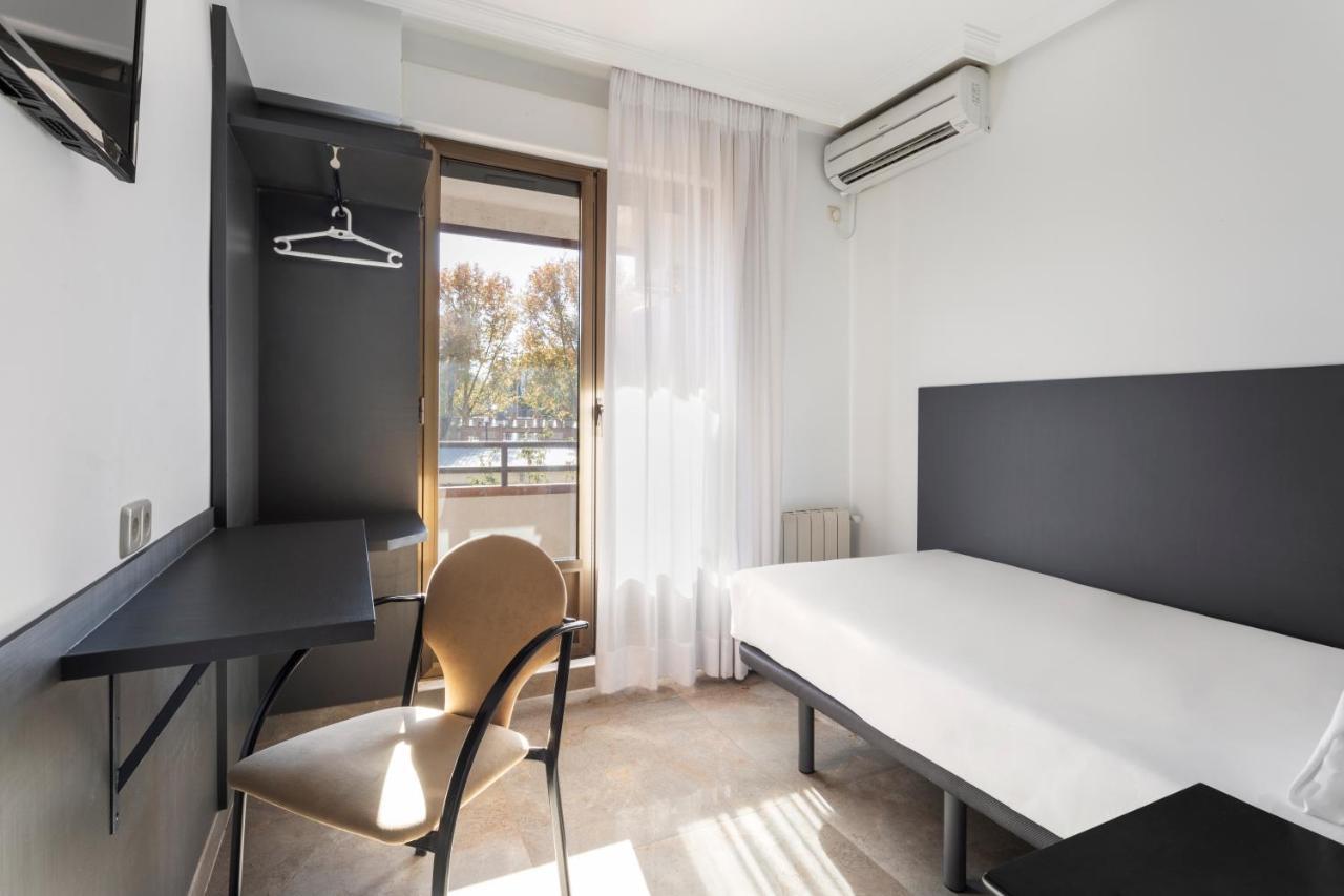 Hotel Victoria Valdemoro Ngoại thất bức ảnh