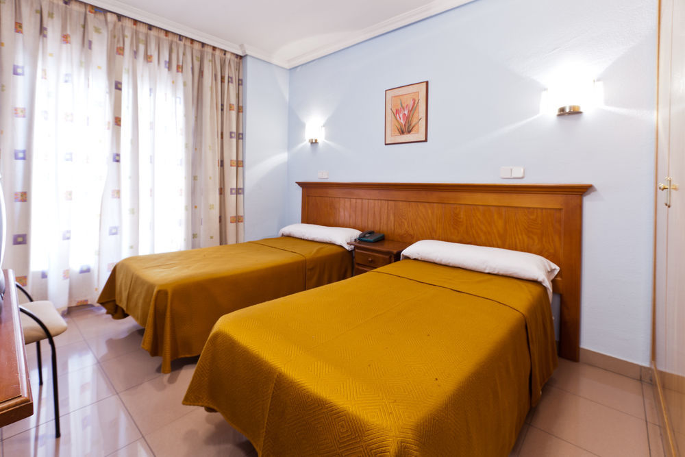 Hotel Victoria Valdemoro Ngoại thất bức ảnh
