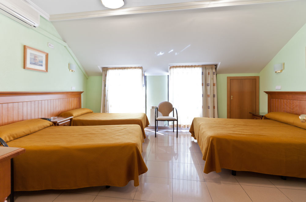 Hotel Victoria Valdemoro Ngoại thất bức ảnh